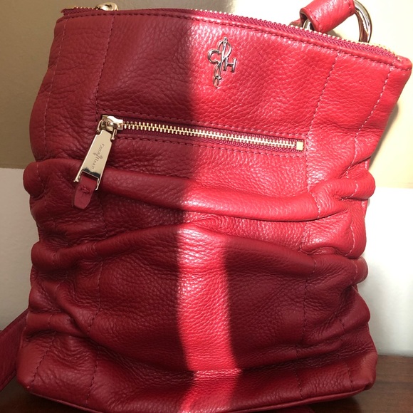 Adjustable cross body! - Picture 2 of 6